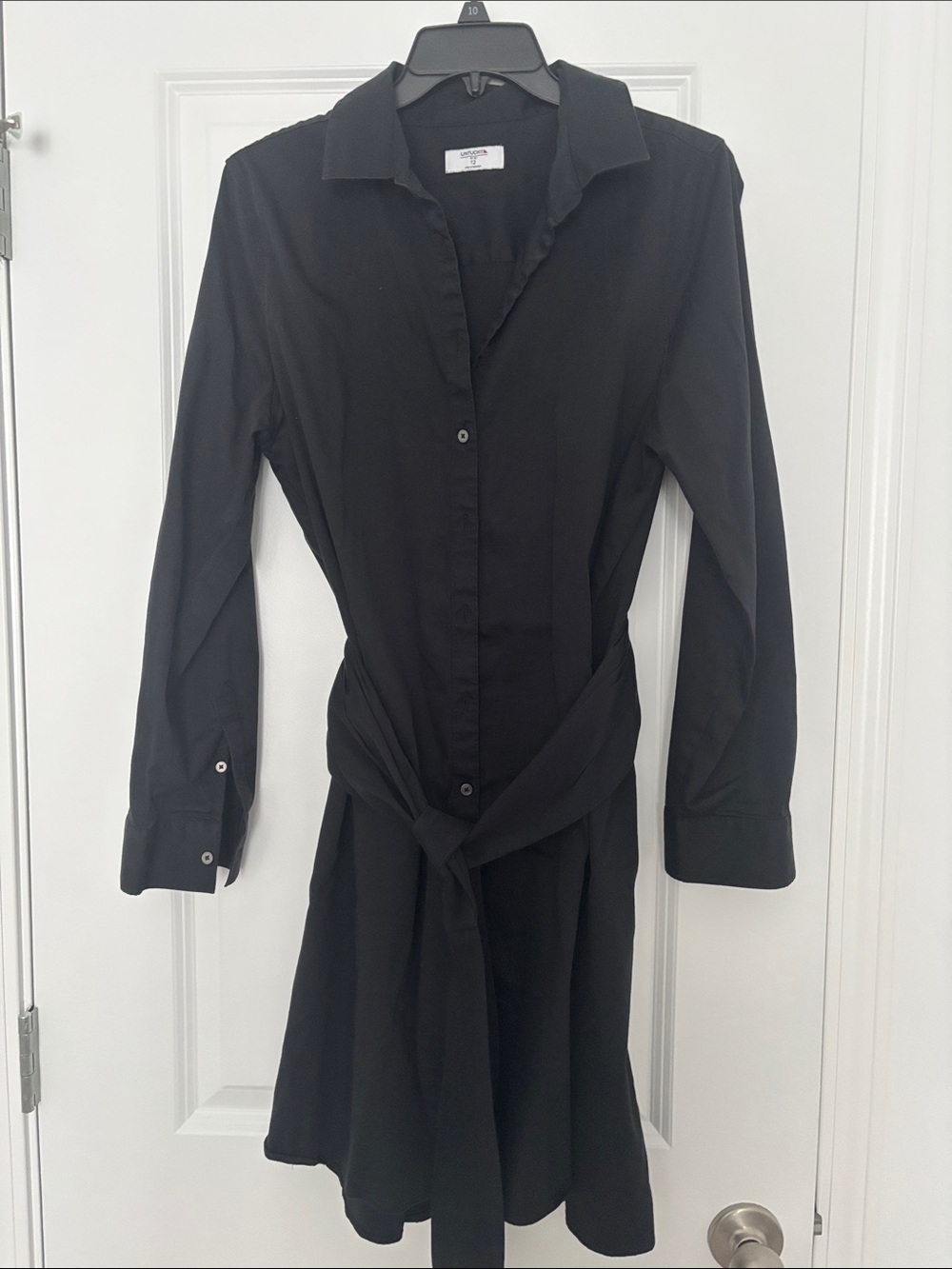 UNTUCKit Black Button-Front Shirt Dress with Waist Tie
